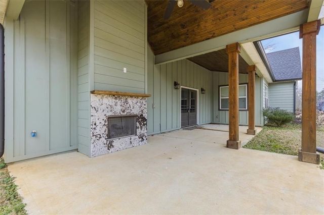 25 Adalee Road, Carrollton, GA 30117