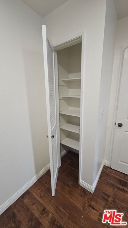 Image 11 of property listing at 1940 N Highland Avenue 59, Los Angeles, CA 90068