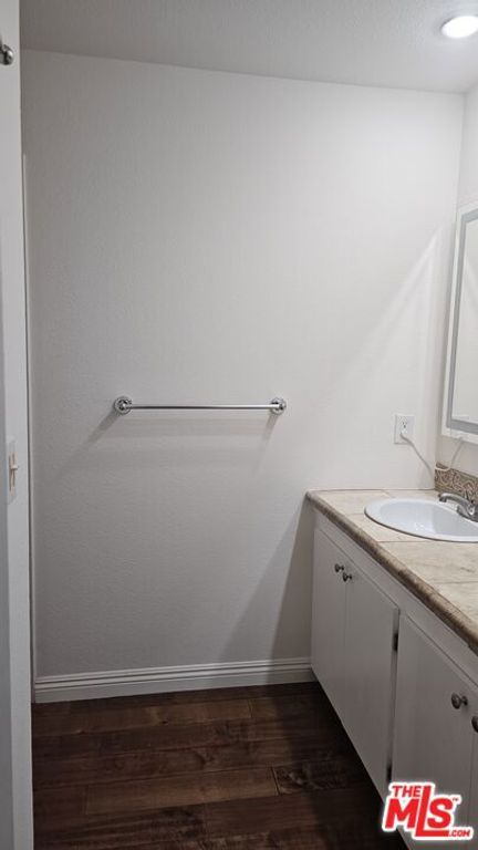 Image 23 of property listing at 1940 N Highland Avenue 59, Los Angeles, CA 90068