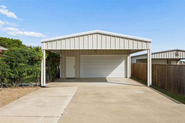 11211 S Emerald Ranch Lane, Forney, TX 75126