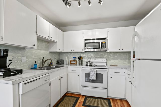 2030 Coldspring Drive 708, North Charleston, SC 29406