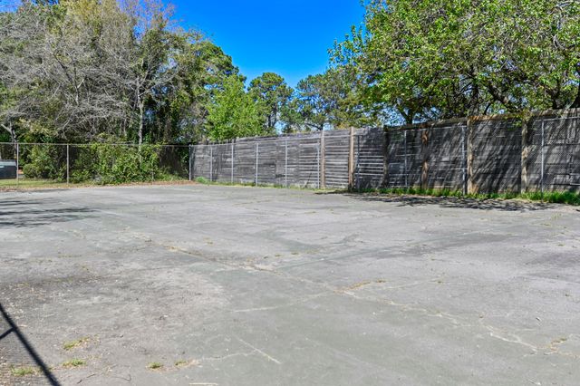 2030 Coldspring Drive 708, North Charleston, SC 29406