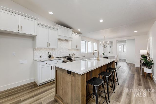 7015 S Skybreak Lane, Meridian, ID 83642