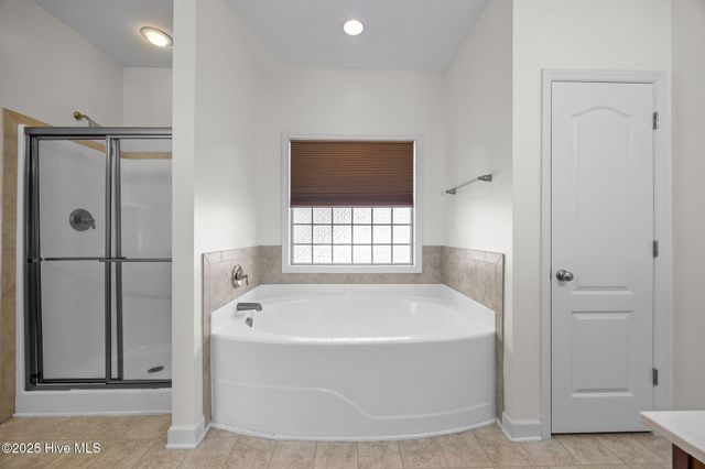 4124 Killarney Drive, Winterville, NC 28590