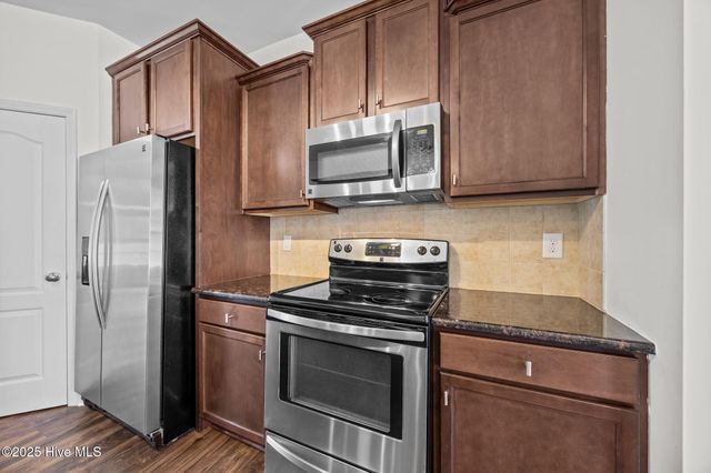 4124 Killarney Drive, Winterville, NC 28590