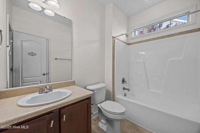 4124 Killarney Drive, Winterville, NC 28590