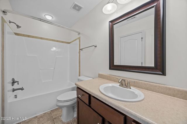 4124 Killarney Drive, Winterville, NC 28590