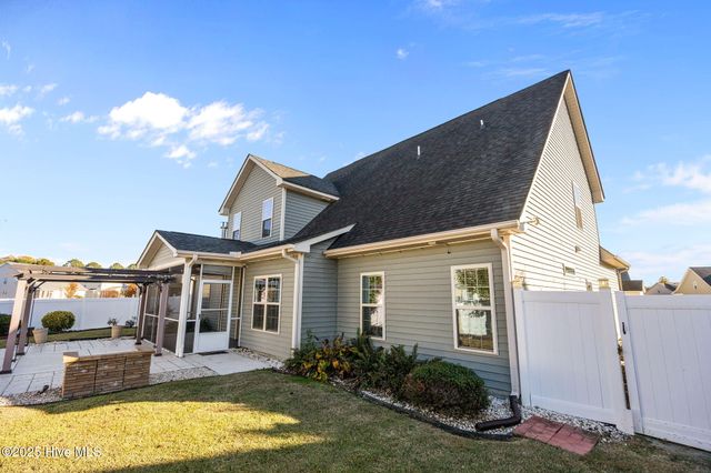 4124 Killarney Drive, Winterville, NC 28590