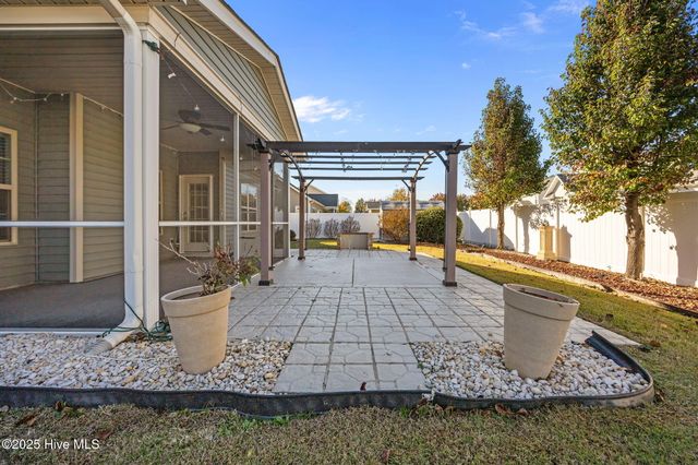 4124 Killarney Drive, Winterville, NC 28590