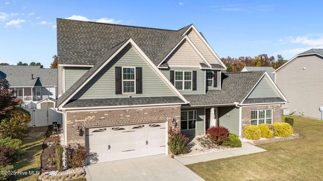 4124 Killarney Drive, Winterville, NC 28590