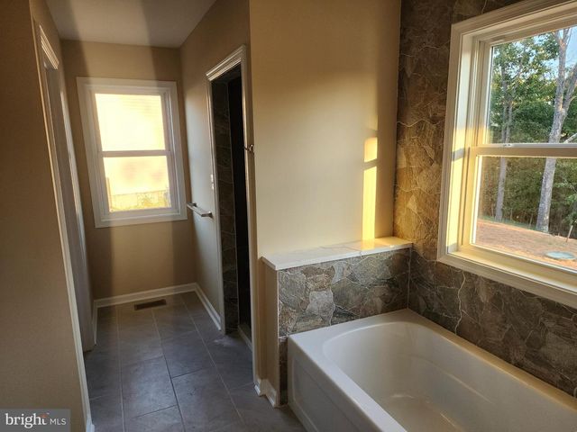 117 POINTERS WAY, Front Royal, VA 22630