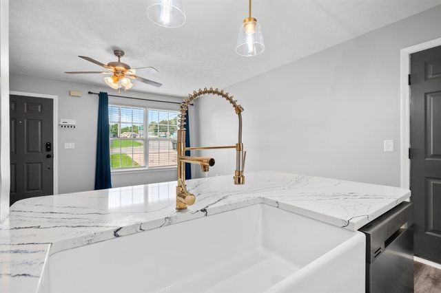 398 Anthony Branch Dr, Mount Juliet, TN 37122
