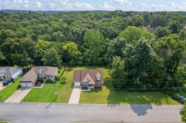 398 Anthony Branch Dr, Mount Juliet, TN 37122