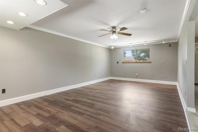 51056 Fairlane Drive, Utica, MI 48316
