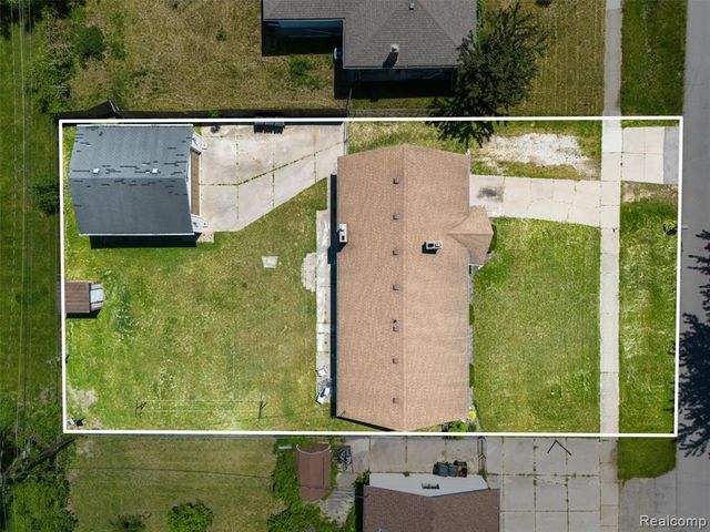 51056 Fairlane Drive, Utica, MI 48316
