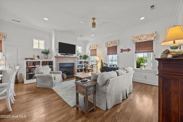 301 Moss Way, Washington, NC 27889