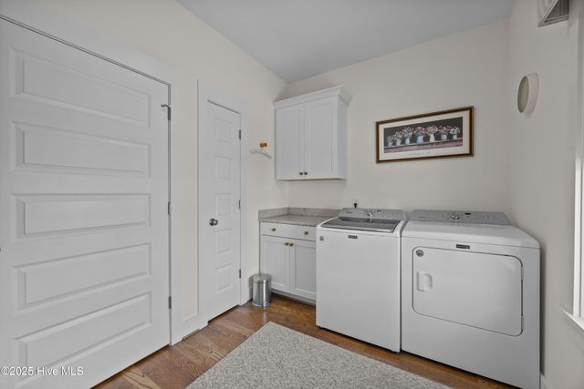 301 Moss Way, Washington, NC 27889