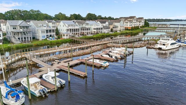 301 Moss Way, Washington, NC 27889