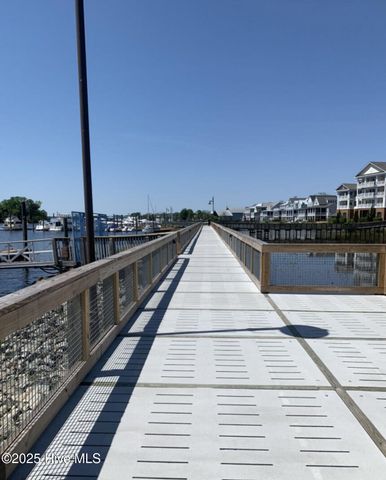 301 Moss Way, Washington, NC 27889