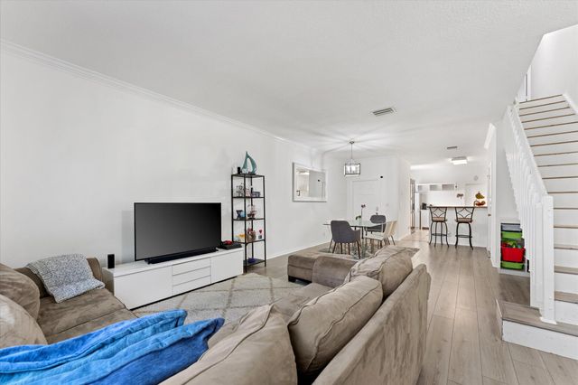 2264 Salerno Circle, Weston, FL 33327
