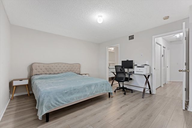 2264 Salerno Circle, Weston, FL 33327