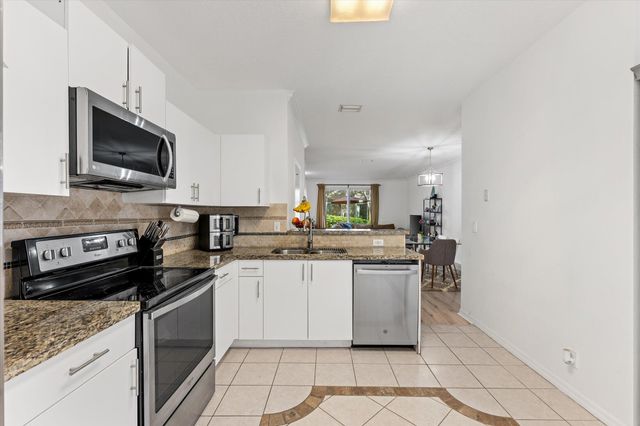 2264 Salerno Circle, Weston, FL 33327