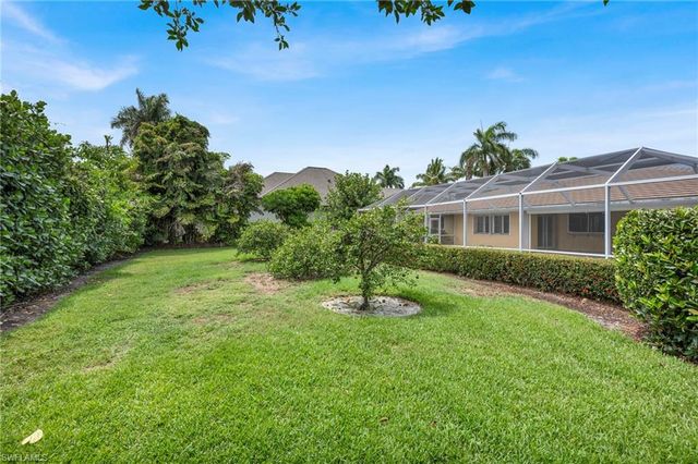 656 Binnacle DR, Naples, FL 34103