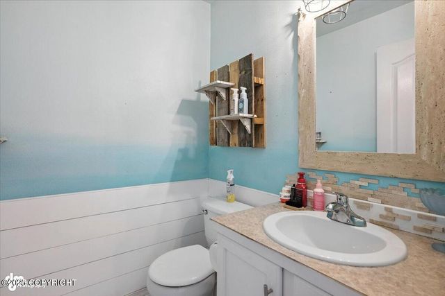 20884 Trailhead Avenue, Eagle River, AK 99577