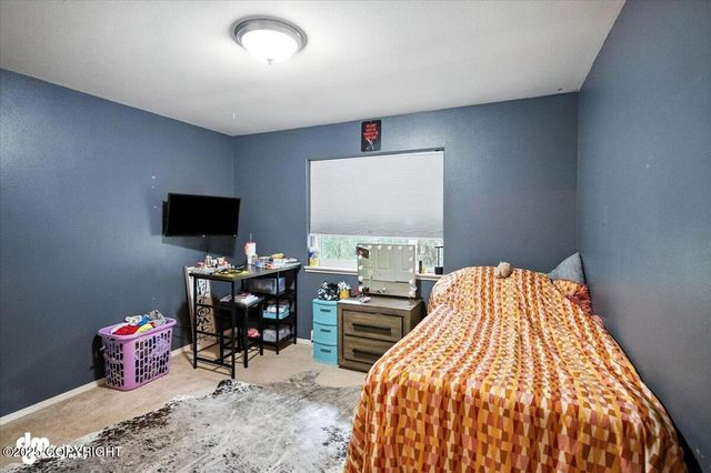 20884 Trailhead Avenue, Eagle River, AK 99577