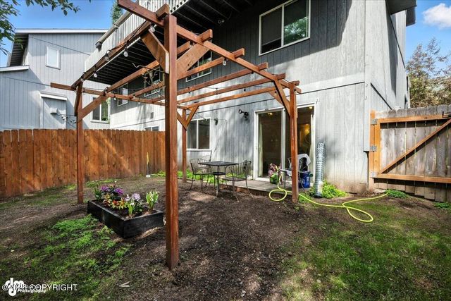 20884 Trailhead Avenue, Eagle River, AK 99577