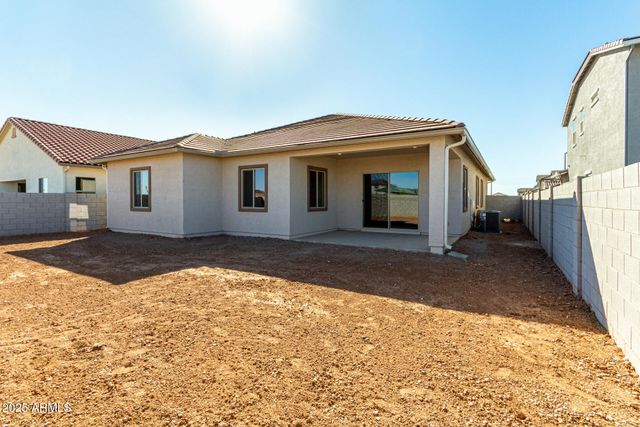 31541 N WET CREEK Road, San Tan Valley, AZ 85143