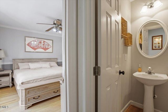 205 Hickory Glen Lane, Holly Springs, NC 27540