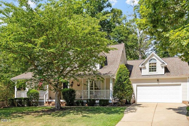 205 Hickory Glen Lane, Holly Springs, NC 27540