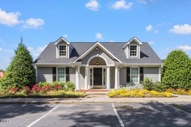 205 Hickory Glen Lane, Holly Springs, NC 27540