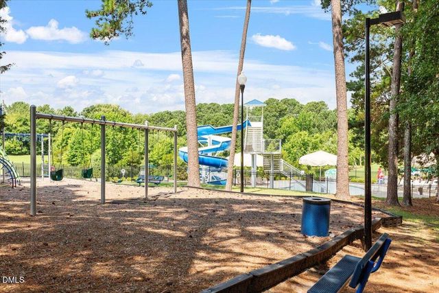 205 Hickory Glen Lane, Holly Springs, NC 27540