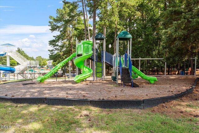 205 Hickory Glen Lane, Holly Springs, NC 27540