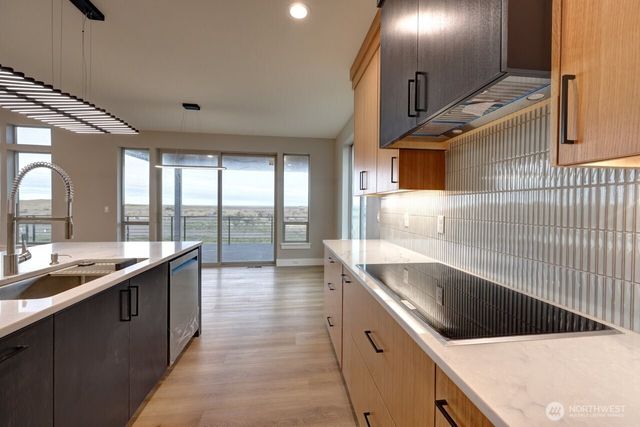 31905 G Street, Ocean Park, WA 98640