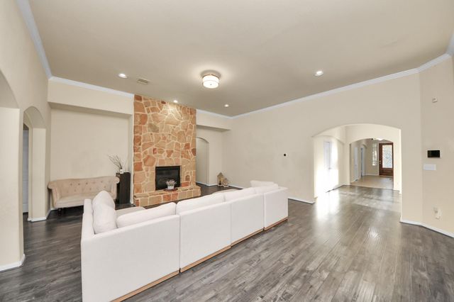 5047 Crystal Bluff Court, Richmond, TX 77407