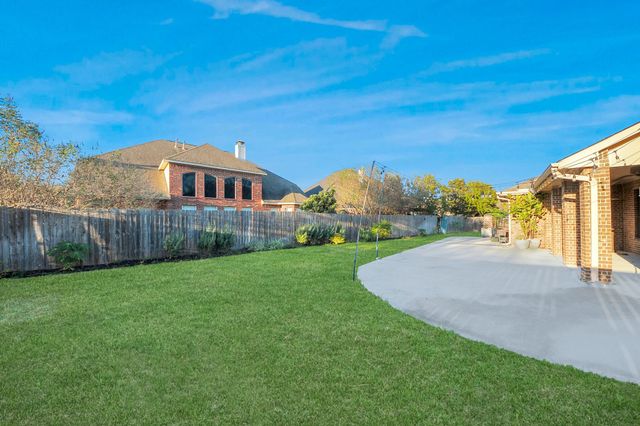 5047 Crystal Bluff Court, Richmond, TX 77407