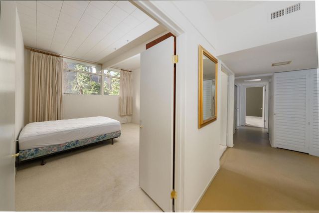 866 N Topaz Circle, Palm Springs, CA 92262