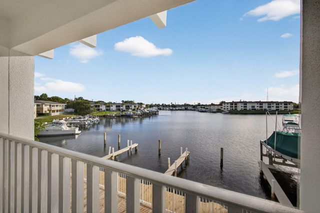 624 Southwind Circle 4, North Palm Beach, FL 33408