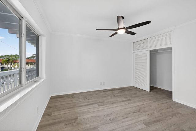 624 Southwind Circle 4, North Palm Beach, FL 33408