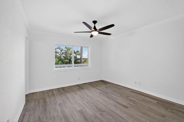 624 Southwind Circle 4, North Palm Beach, FL 33408