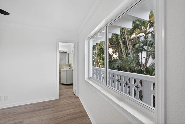 624 Southwind Circle 4, North Palm Beach, FL 33408