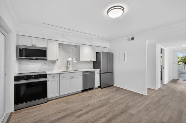 624 Southwind Circle 4, North Palm Beach, FL 33408