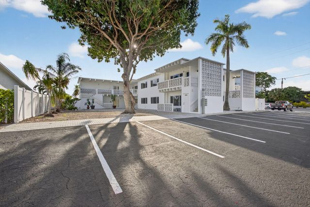 624 Southwind Circle 4, North Palm Beach, FL 33408