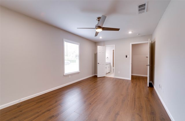 6824 Trail Lake Drive 6826, Fort Worth, TX 76133