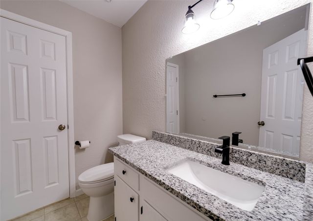 6824 Trail Lake Drive 6826, Fort Worth, TX 76133