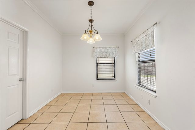 3114 Paris Dr, Corpus Christi, TX 78414