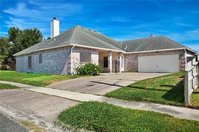 3114 Paris Dr, Corpus Christi, TX 78414